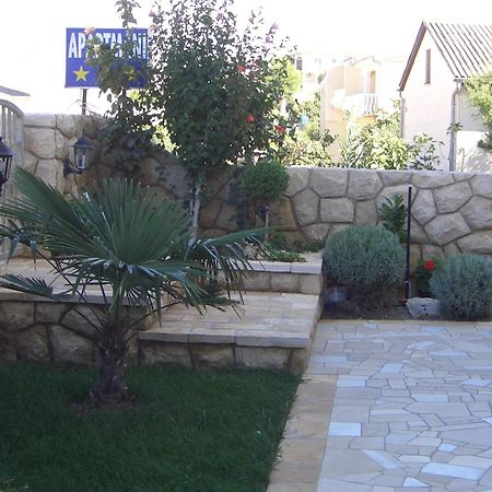 Apartments Ana Вир Екстериор снимка
